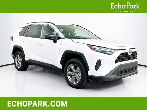 2025 Toyota RAV4 Hybrid LE