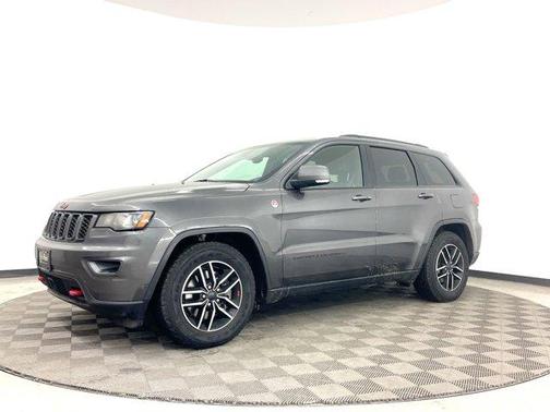 Photo 3 of 38 of 2021 Jeep Grand Cherokee Trailhawk
