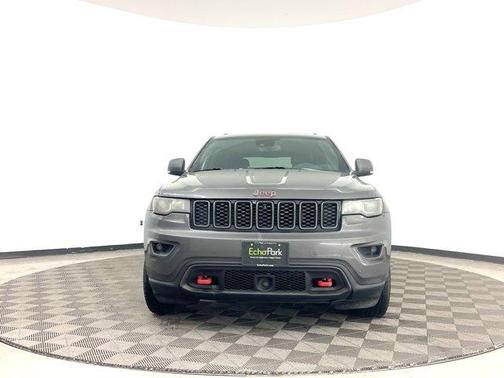 Photo 2 of 38 of 2021 Jeep Grand Cherokee Trailhawk