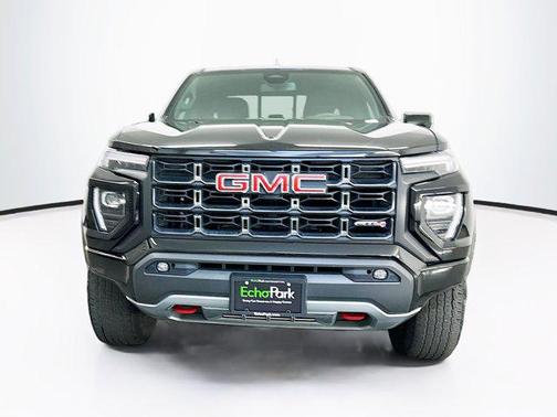 Onyx Black 2023 GMC Canyon AT4