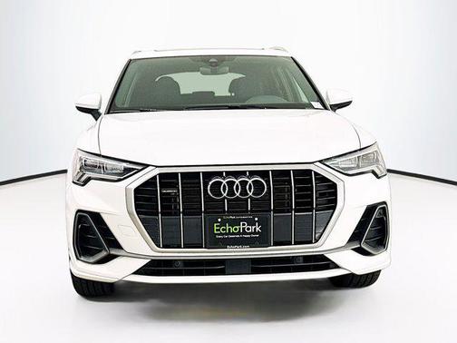 2023 Audi Q3 Premium 45 TFSI S line quattro Tiptronic