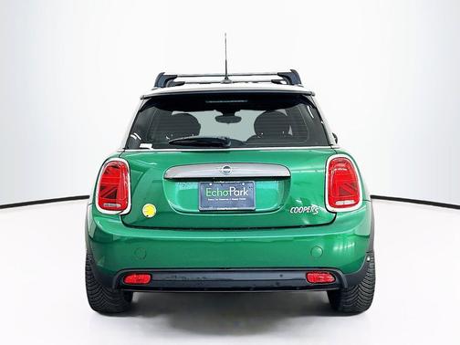 British Racing Green IV Metallic 2021 MINI Hardtop Cooper S