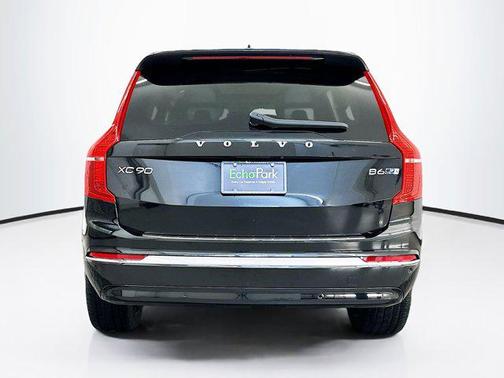 2024 Volvo XC90 B6 Plus Bright Theme 6-Seater