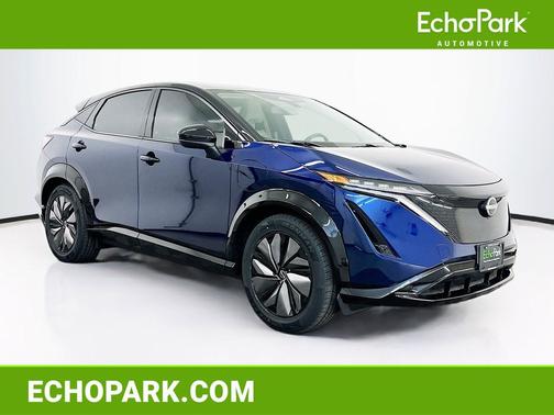 Deep Ocean Blue Pearl/Black Diamond Pearl 2024 Nissan ARIYA ENGAGE+