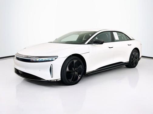 Stellar White Metallic 2024 Lucid Air Touring