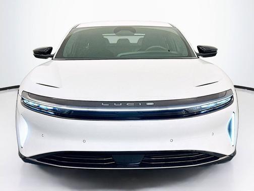 Stellar White Metallic 2024 Lucid Air Touring