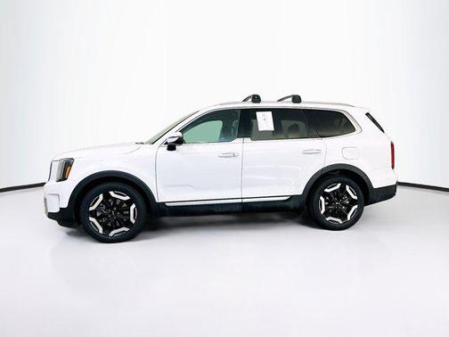 Glacial White Pearl 2025 Kia Telluride S