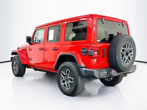 Firecracker Red Clearcoat 2025 Jeep Wrangler 4-Door Sahara 4x4