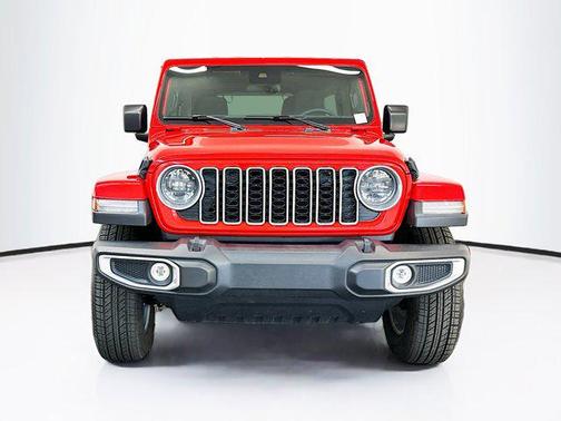 Firecracker Red Clearcoat 2025 Jeep Wrangler 4-Door Sahara 4x4