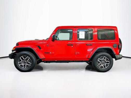 Firecracker Red Clearcoat 2025 Jeep Wrangler 4-Door Sahara 4x4