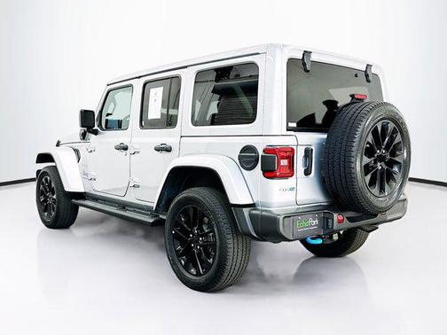 Silver Zynith Clearcoat 2023 Jeep Wrangler 4xe Sahara