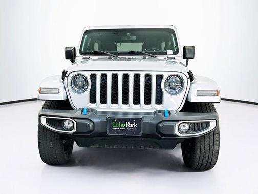 Silver Zynith Clearcoat 2023 Jeep Wrangler 4xe Sahara