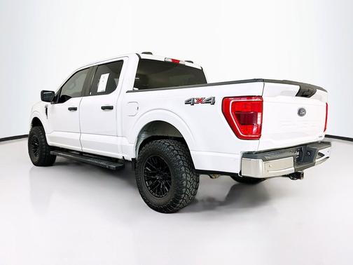 Oxford White 2021 Ford F-150 XLT