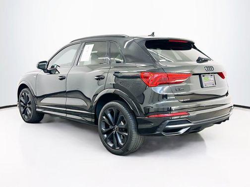 2022 Audi Q3 45 S line Premium Plus