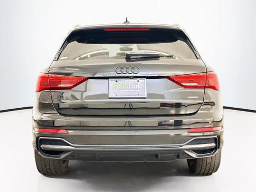 2022 Audi Q3 45 S line Premium Plus