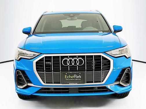 2023 Audi Q3 S line Premium