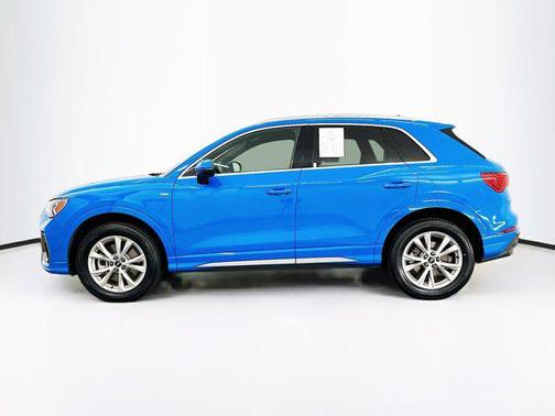 2023 Audi Q3 S line Premium