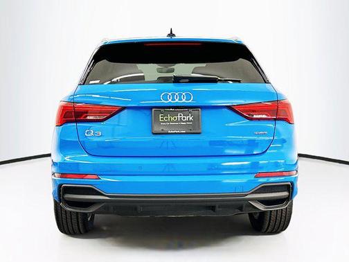 2023 Audi Q3 S line Premium