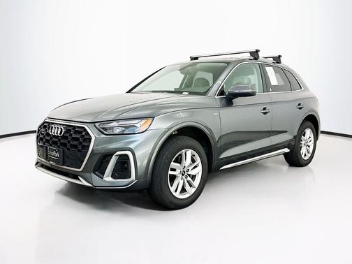 Daytona Gray Pearl Effect 2022 Audi Q5 45 S line Premium