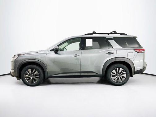 2022 Nissan Pathfinder SV 4WD