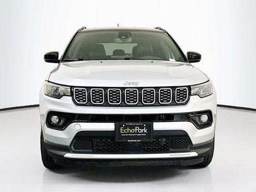 Silver Zynith Metallic Clearcoat 2025 Jeep Compass Limited