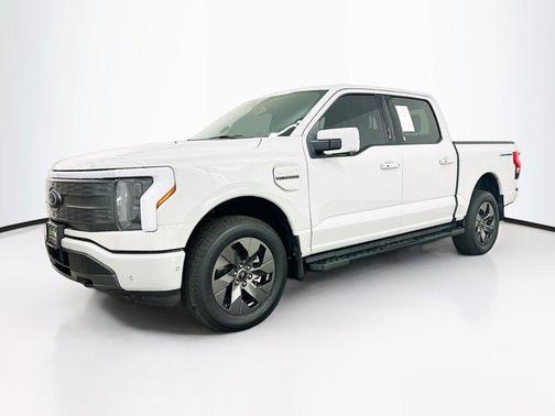 2023 Ford F-150 Lightning LARIAT