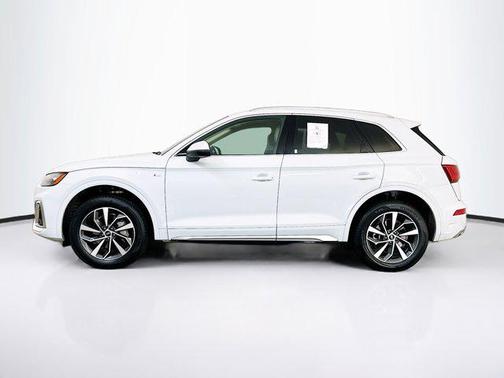 2023 Audi Q5 45 S line Premium