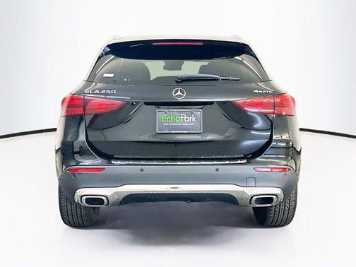 Night Black 2025 Mercedes-Benz GLA 250 4MATIC