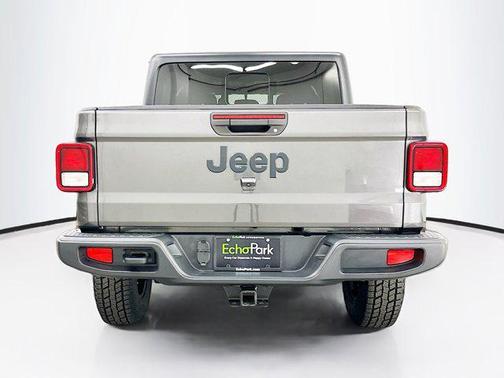 2021 Jeep Gladiator Willys 4x4