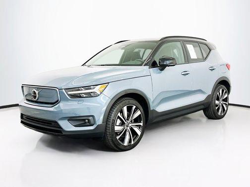 2021 Volvo XC40 Recharge Pure Electric P8