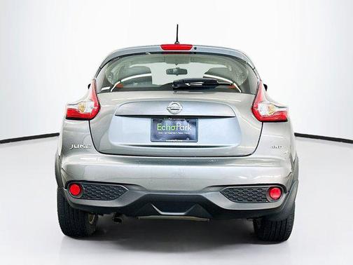 2015 Nissan Juke S
