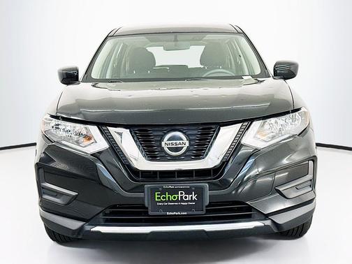 Magnetic Black 2018 Nissan Rogue S