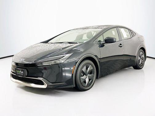 2024 Toyota Prius Prime SE