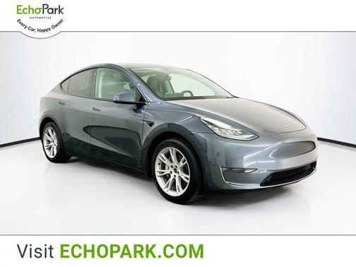 2022 Tesla Model Y Long Range Dual Motor All-Wheel Drive