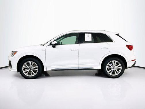2024 Audi Q3 Premium 45 TFSI S line quattro Tiptronic