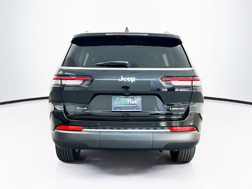 Diamond Black Crystal Pearlcoat 2023 Jeep Grand Cherokee L Limited