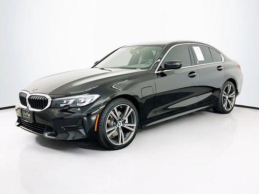 2021 BMW 330e xDrive