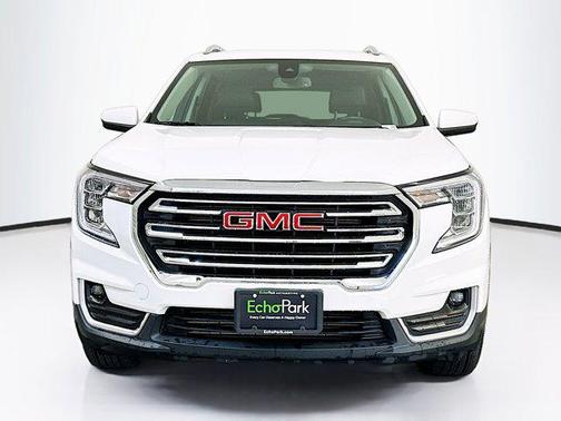 Summit White 2022 GMC Terrain SLT
