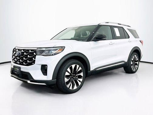 Space White Metallic 2025 Ford Explorer Platinum