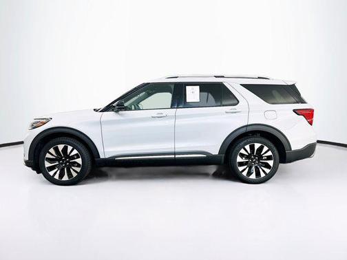 Space White Metallic 2025 Ford Explorer Platinum