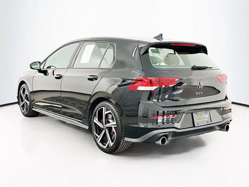 2024 Volkswagen Golf GTI 2.0T SE DSG