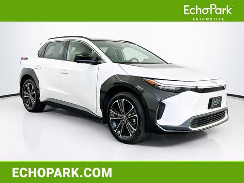 Wind Chill Pearl 2023 Toyota bZ4X Limited