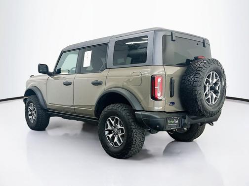 Gray 2025 Ford Bronco Badlands
