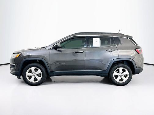Granite Crystal Metallic Clearcoat 2018 Jeep Compass Latitude