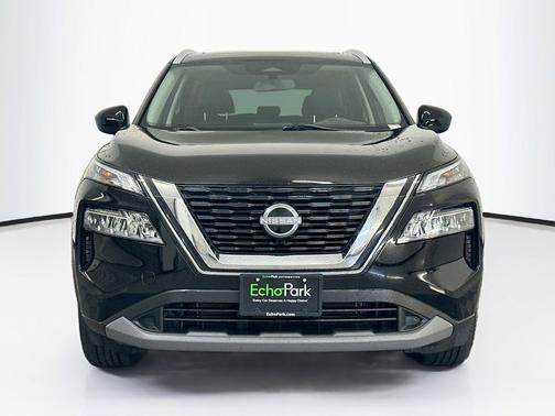 Super Black 2023 Nissan Rogue SV