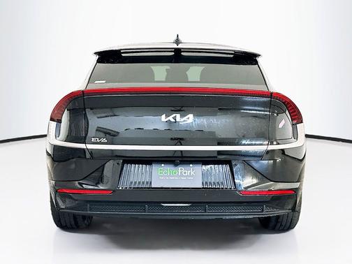 Aurora Black Pearl 2024 Kia EV6 Wind