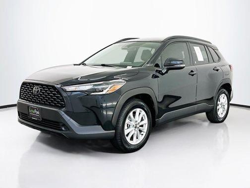 2025 Toyota Corolla Cross LE