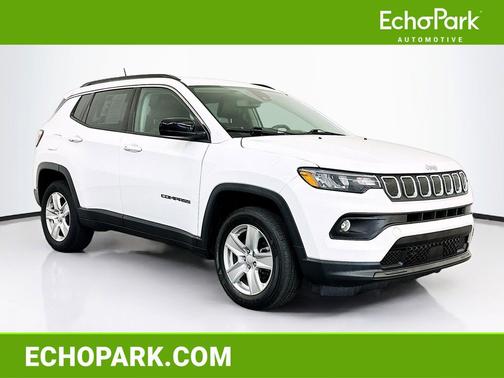 Bright White Clearcoat 2022 Jeep Compass Latitude