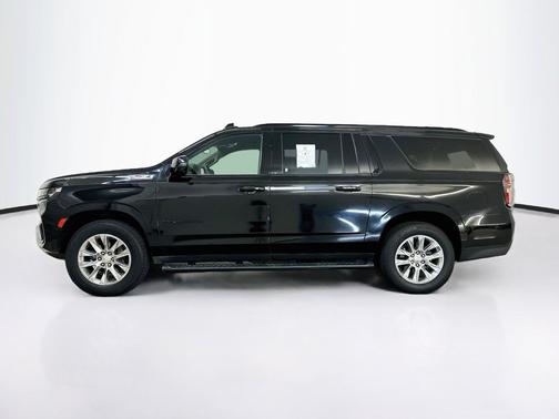 Black 2022 Chevrolet Suburban 4WD Z71