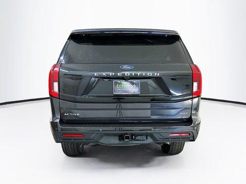 2025 Ford Expedition Max Active 4x4